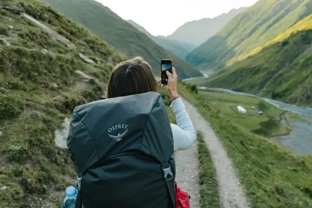 How to travel light (carry on only) on trips up to 2 years of backpacking - Nomadique Co