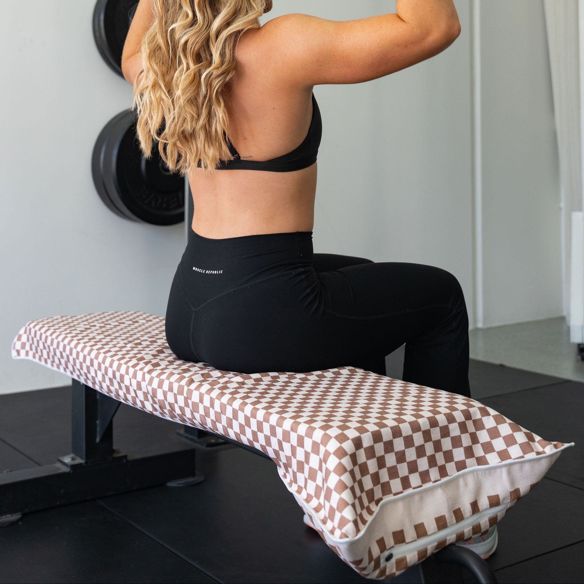 Gym Towel with Hood and Pocket - Espresso