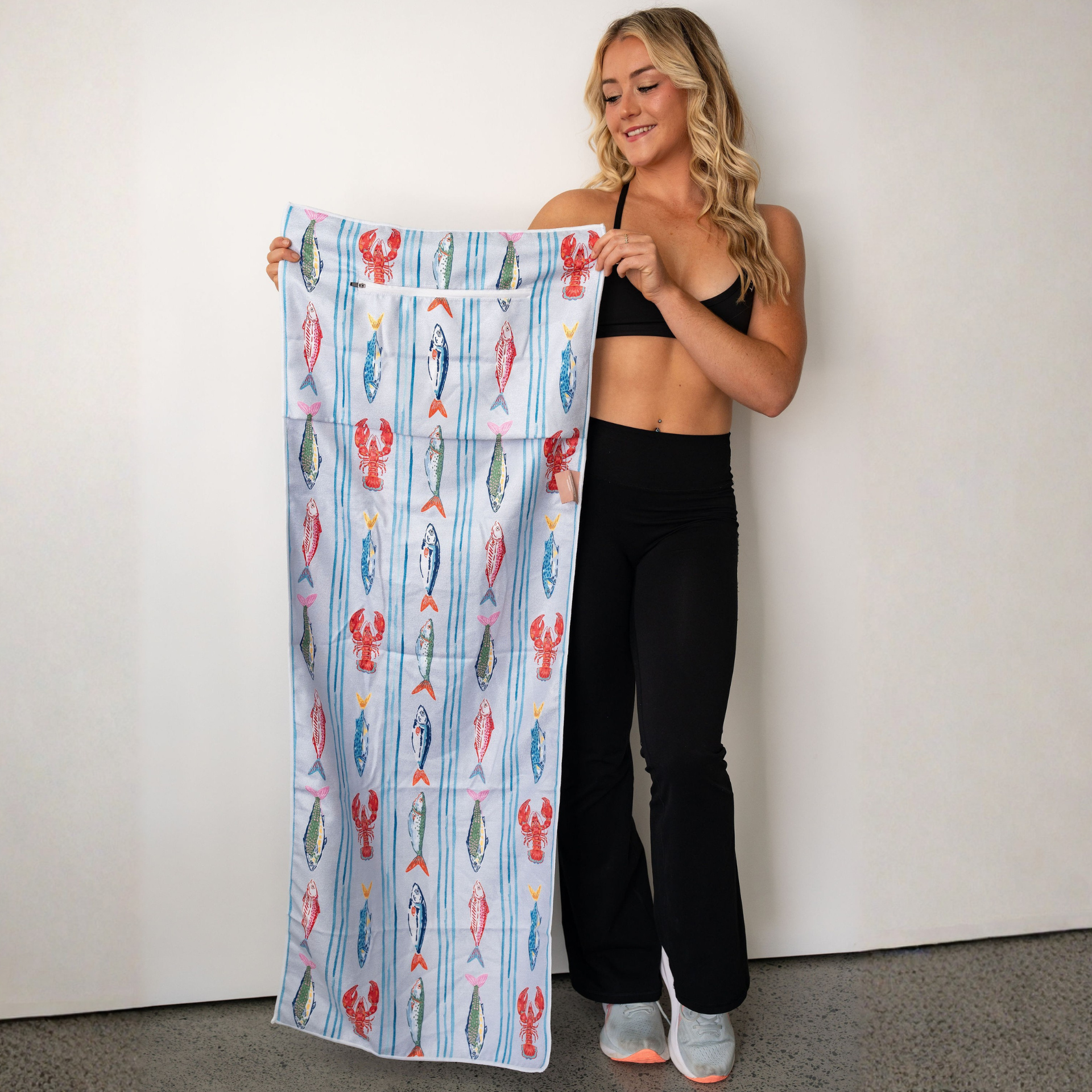 Gym Towel with Hood and Pocket - Sardines